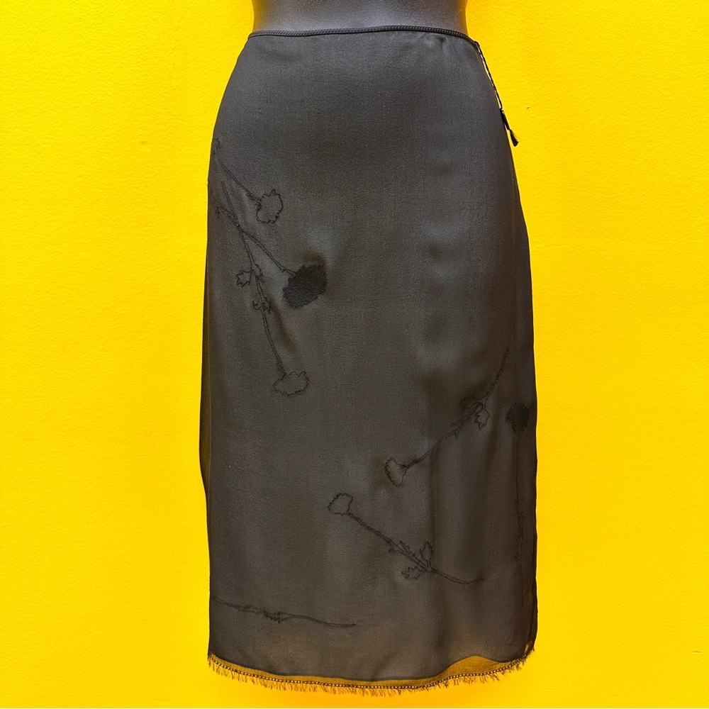 BIG SALE!! Vintage early 2000s Tahari Black silk Embellished Midi Pencil Skirt